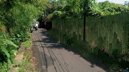 2 Tanah Kavling murah juma 5,5jt/m hadap jl. Swadaya Pondok Aren Tangsel.