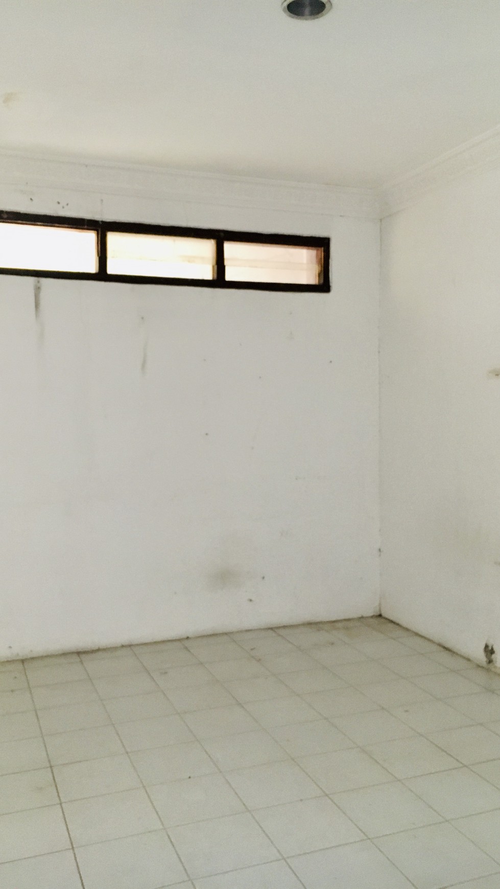 Dijual Rumah di Komplek Bukit Nusa Indah, Ciputat