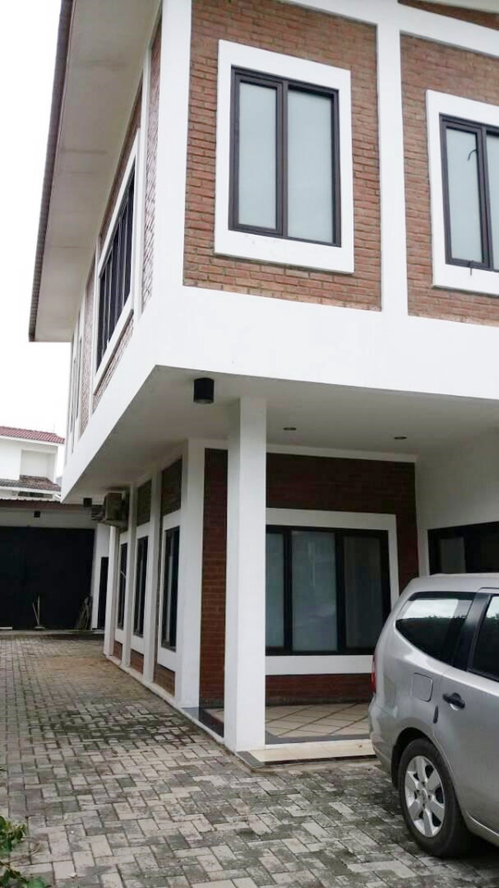 Rumah Siap Huni dan Cocok Untuk Kantor dengan Lokasi Strategis @Bintaro