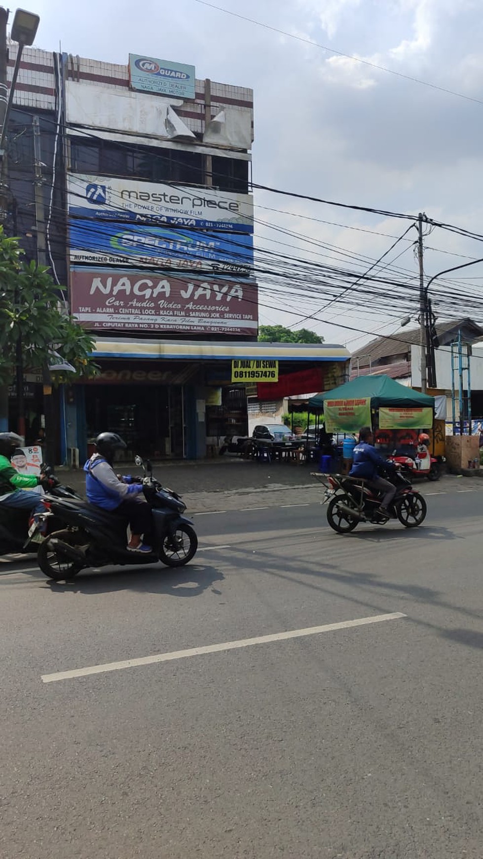 Ruko Lokasi Strategis dan Kawasan Ramai @Kabayoran Lama