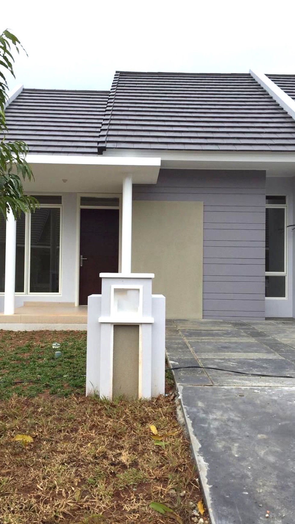 Rumah di Cluster Indira Suwarna Sutera Cikupa Tangerang Banten