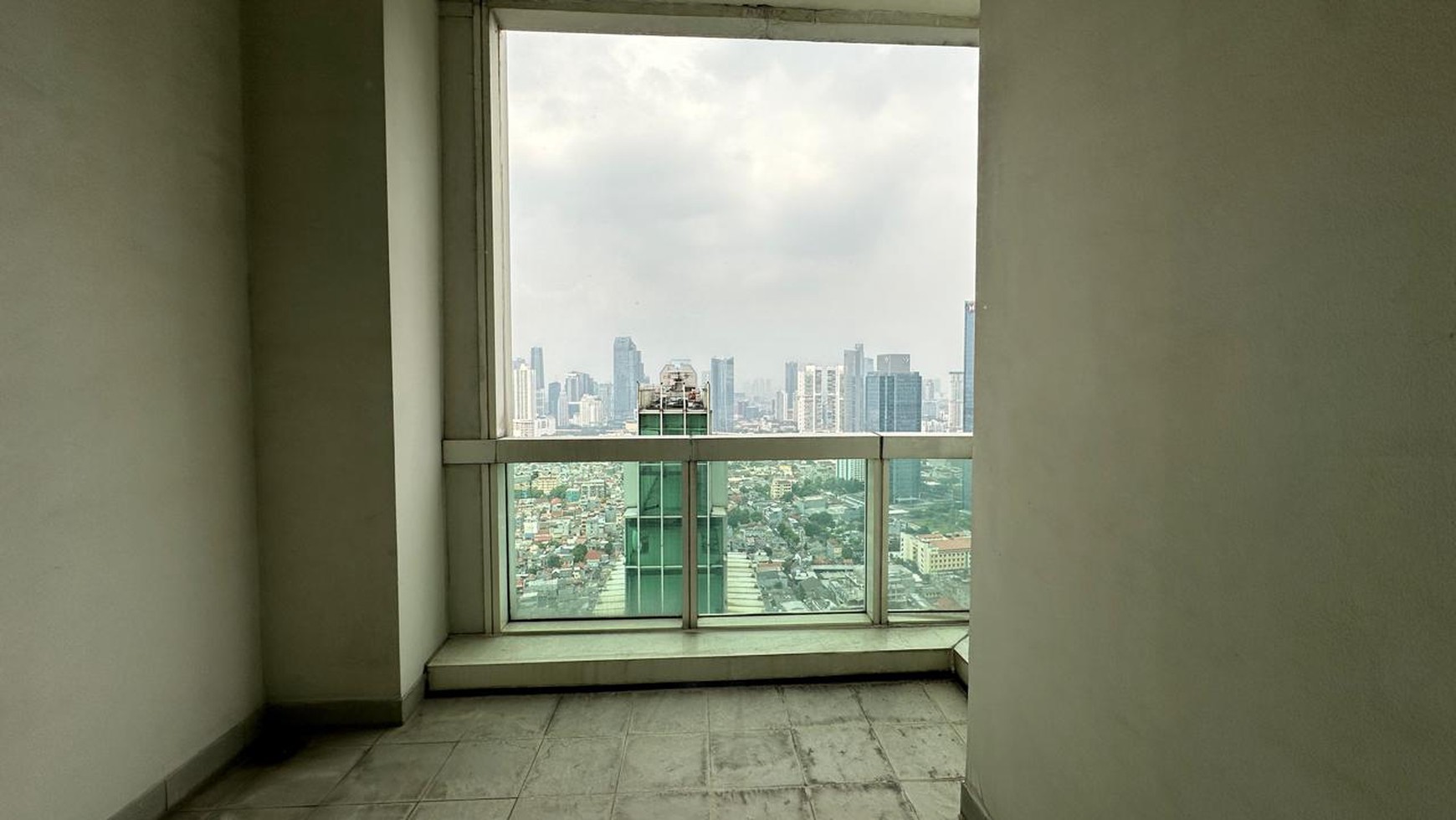 Dijual unit Apartemen The Peak - Sudirman - Jakarta Selatan 