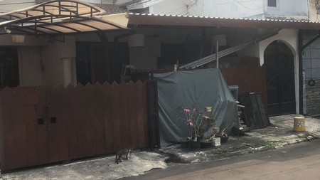 Rumah Asri Diarea TOP nya Bintaro Jaya Sektor 9, Dekat 2 Gatte Toll