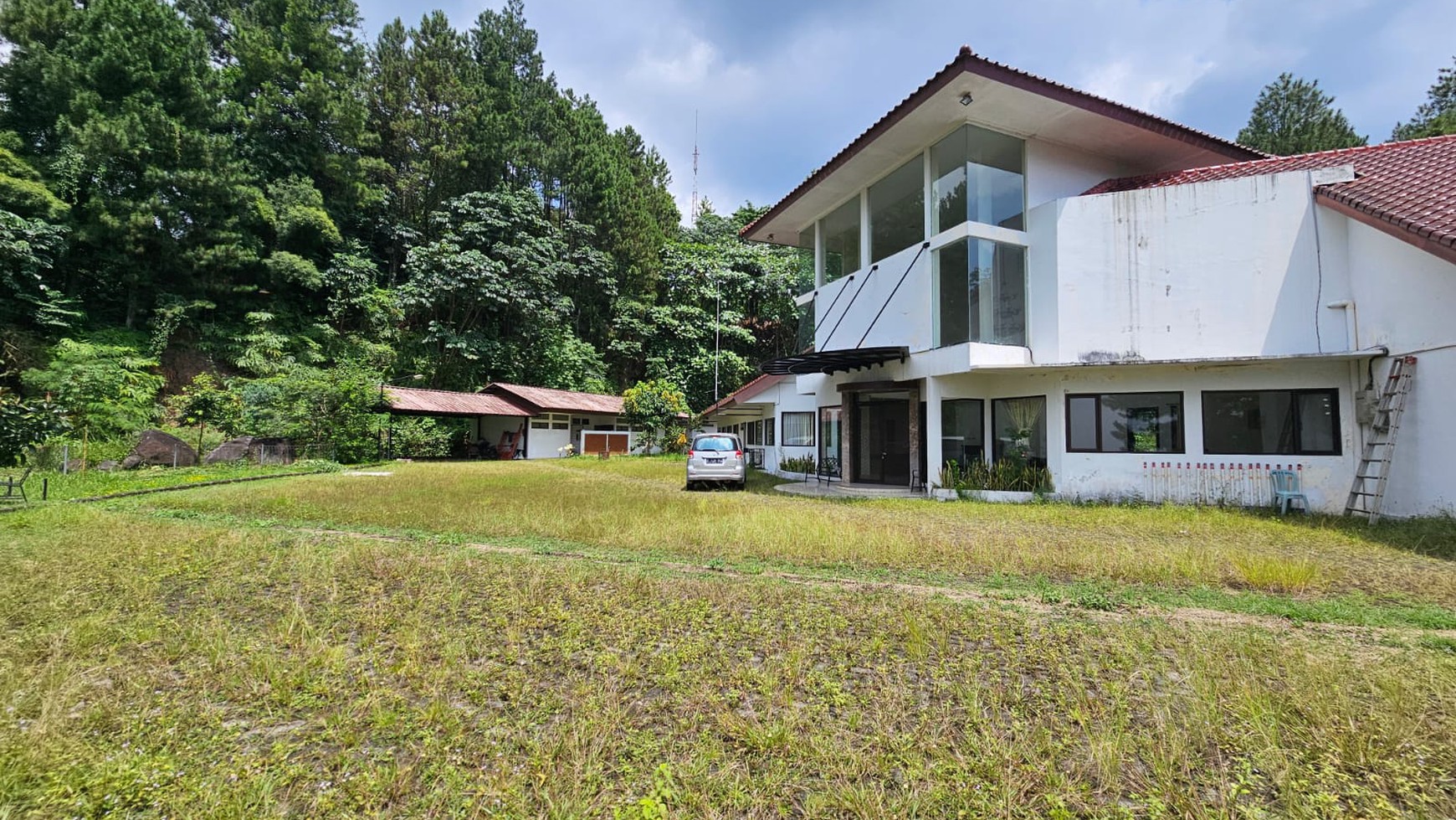 Lahan komersil 3 Hektar di bukit pelangi, Gunung Geulis. Sukaraja - Bogor