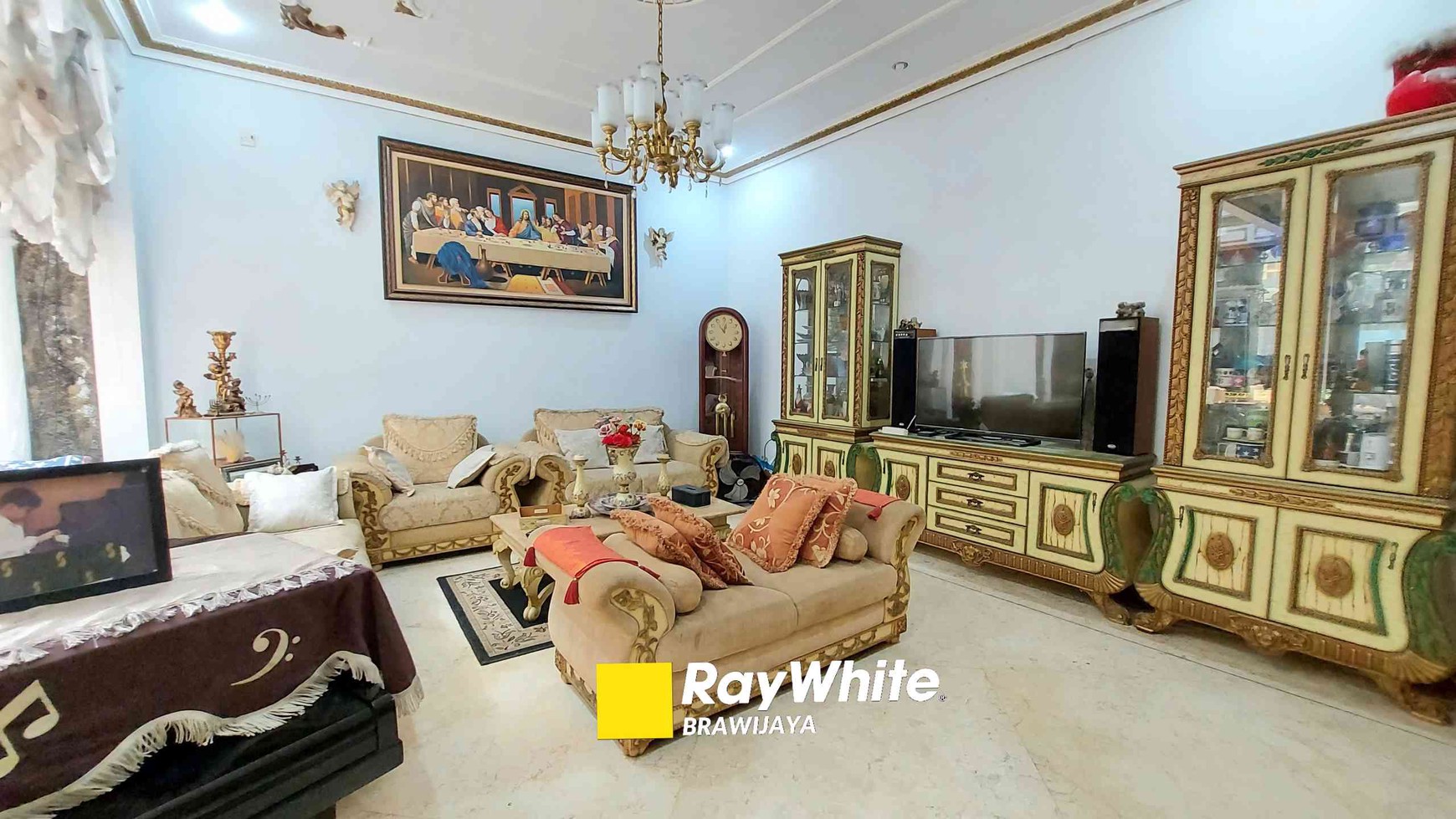 Rumah Hitung Tanah Area Cipete