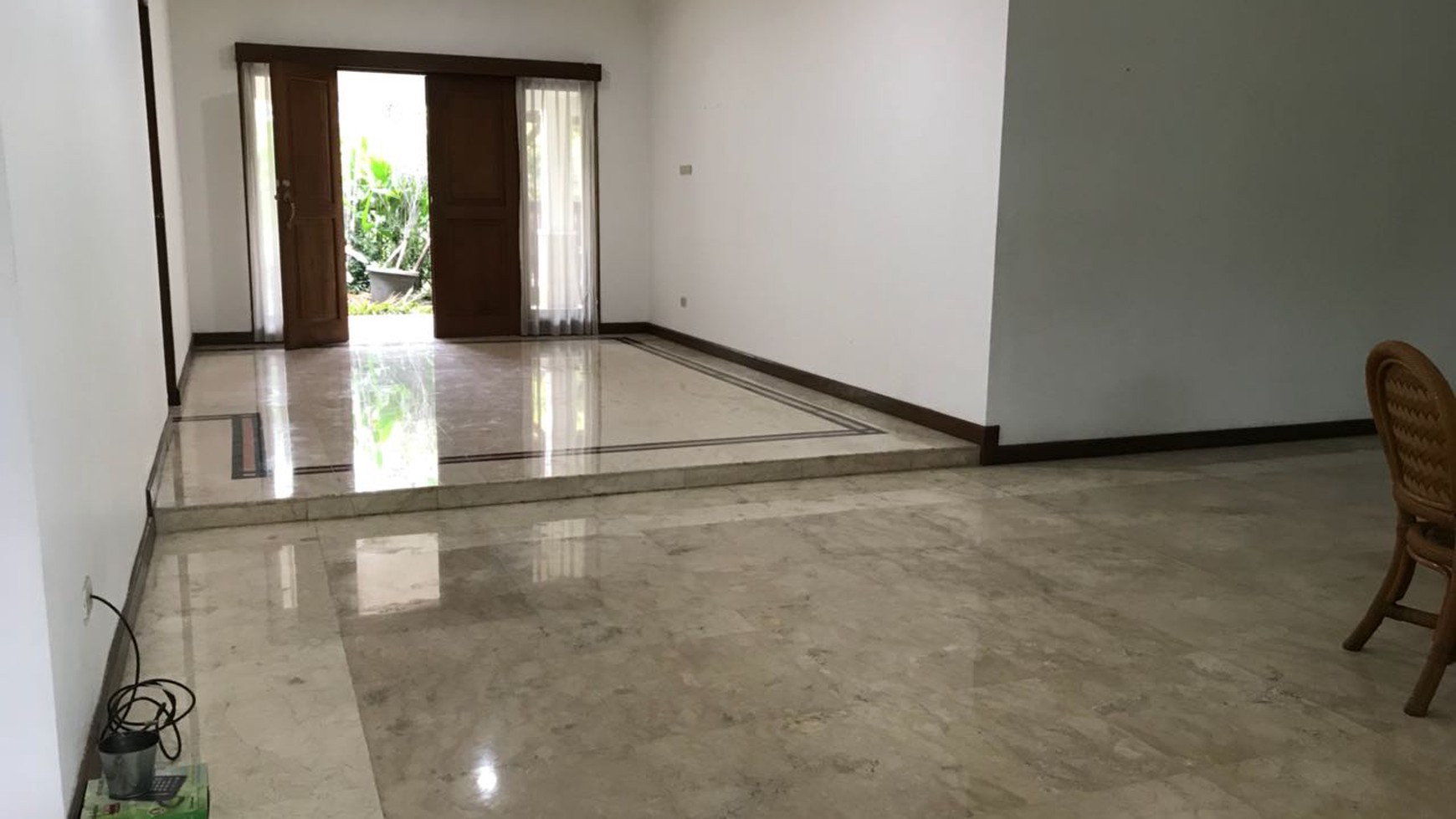 Nice House For Rent in Ampera