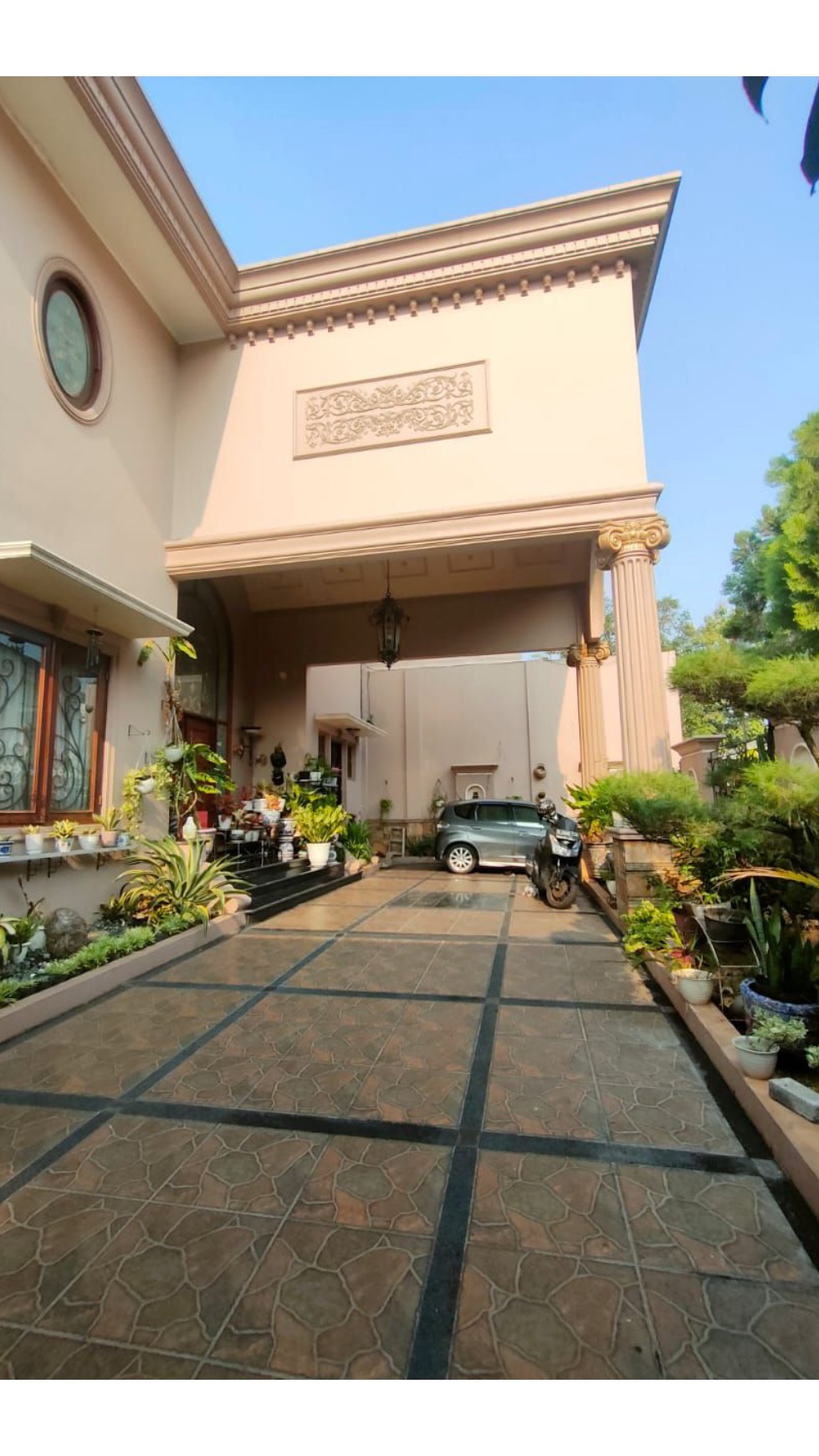 Rumah Mewah  Lebak Bulus, Jakarta Selatan 