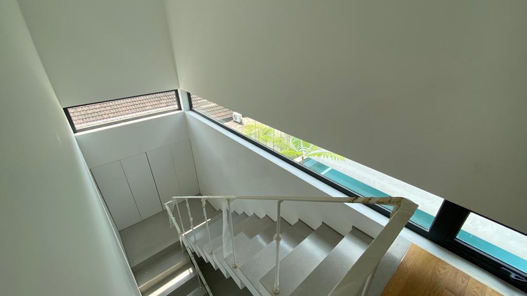 BRAND NEW MODERN AND MINIMALIST HOUSE AT AMPERA, JAKARTA SELATAN