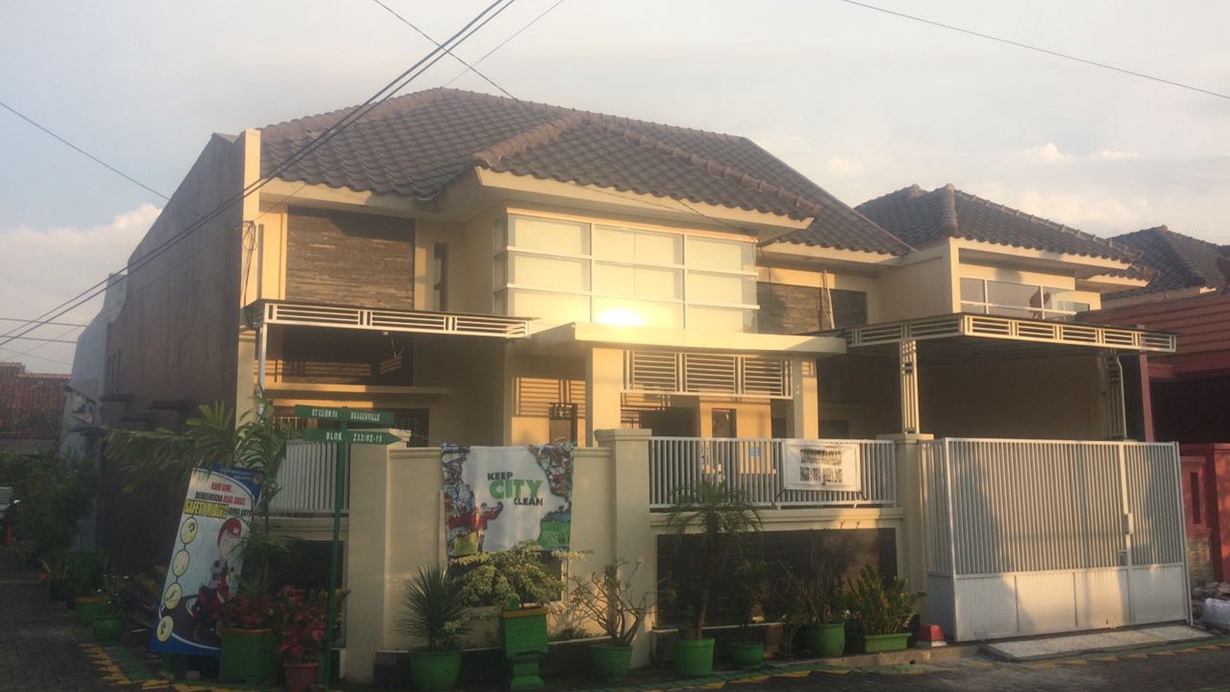 RUMAH FULL BANGUNAN DI PONDOK MARITIM INDAH SURABAYA