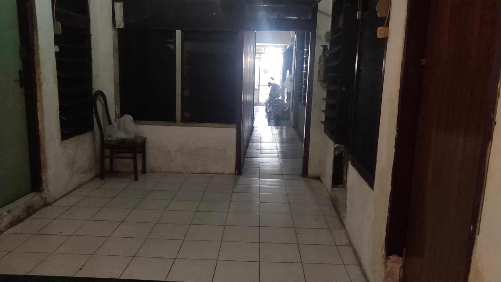 Dijual Rumah Kos Surabaya Barat di Jalan Donowati - Sukomanunggal - Kamar Tidur 25 - SHM 