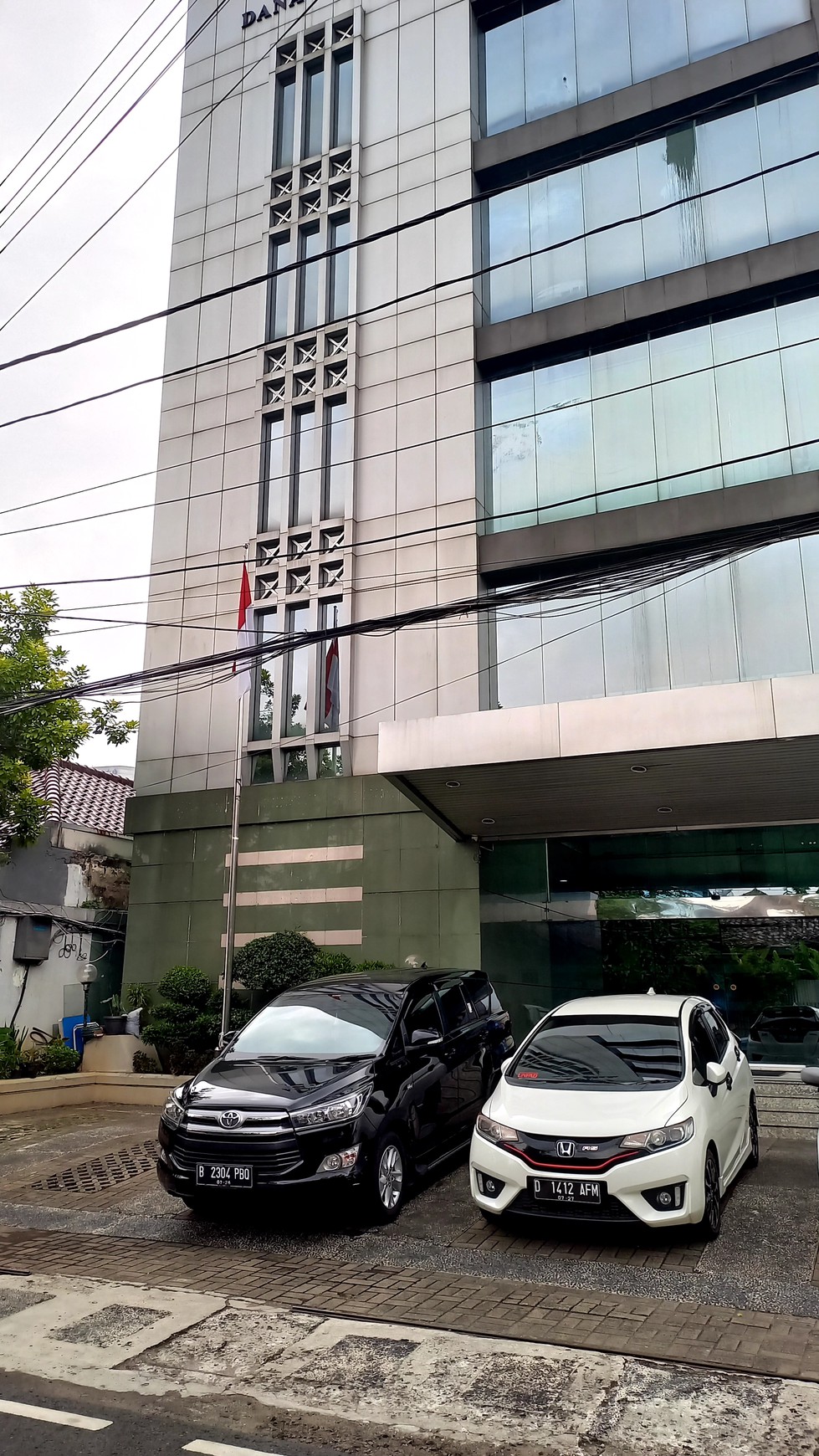 Dijual Gedung Untuk Kantor di Menteng