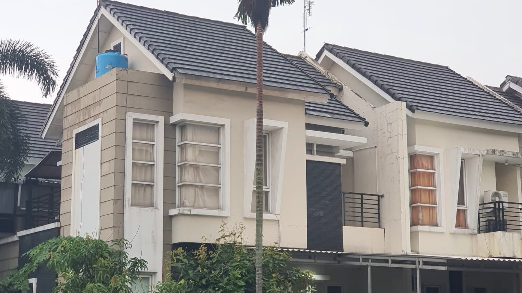 Rumah di Flourite Timur dikawasan Gading Serpong di Jual dengan Harga Menarik