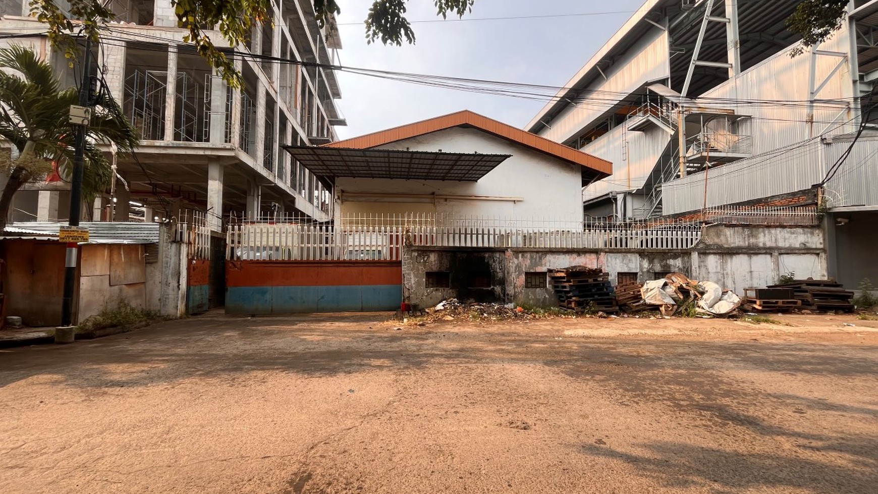 Rumah Hitung Tanah Area Cipete