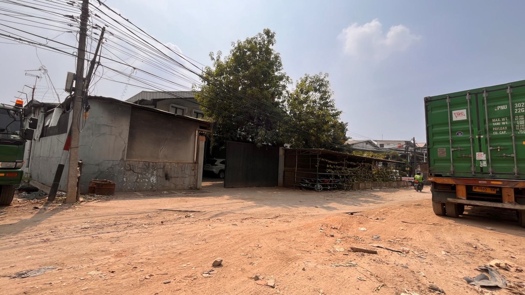 Rumah Hitung Tanah Area Cipete