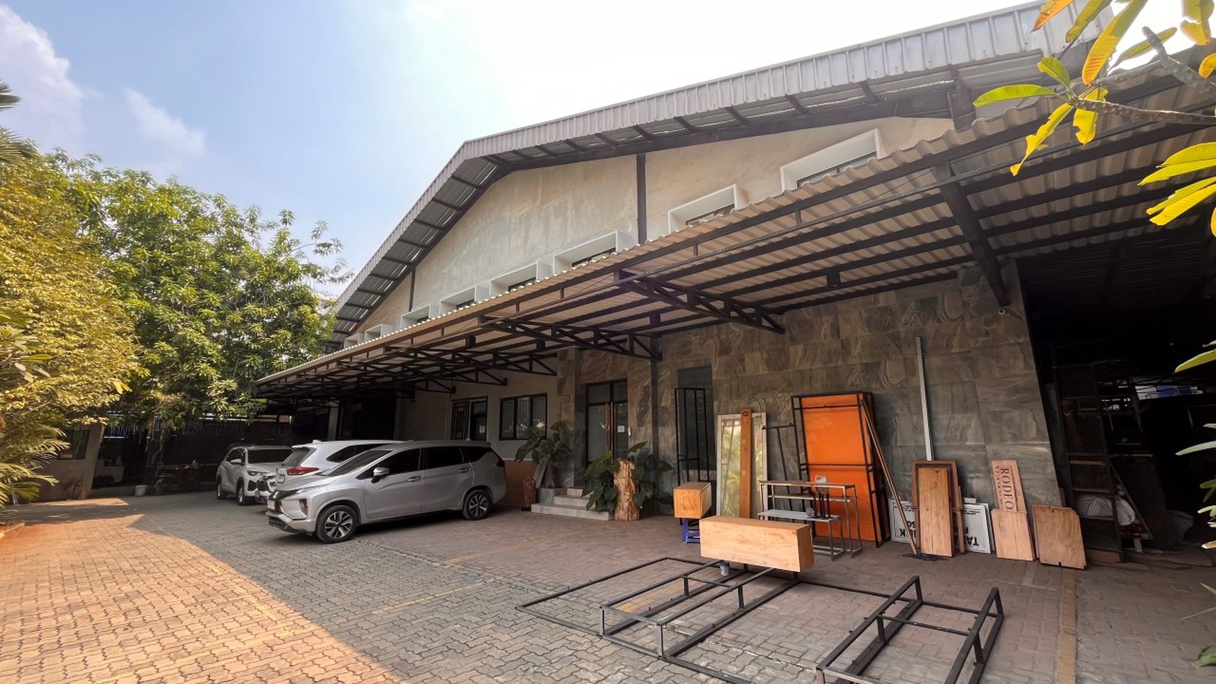 Rumah Hitung Tanah Area Cipete