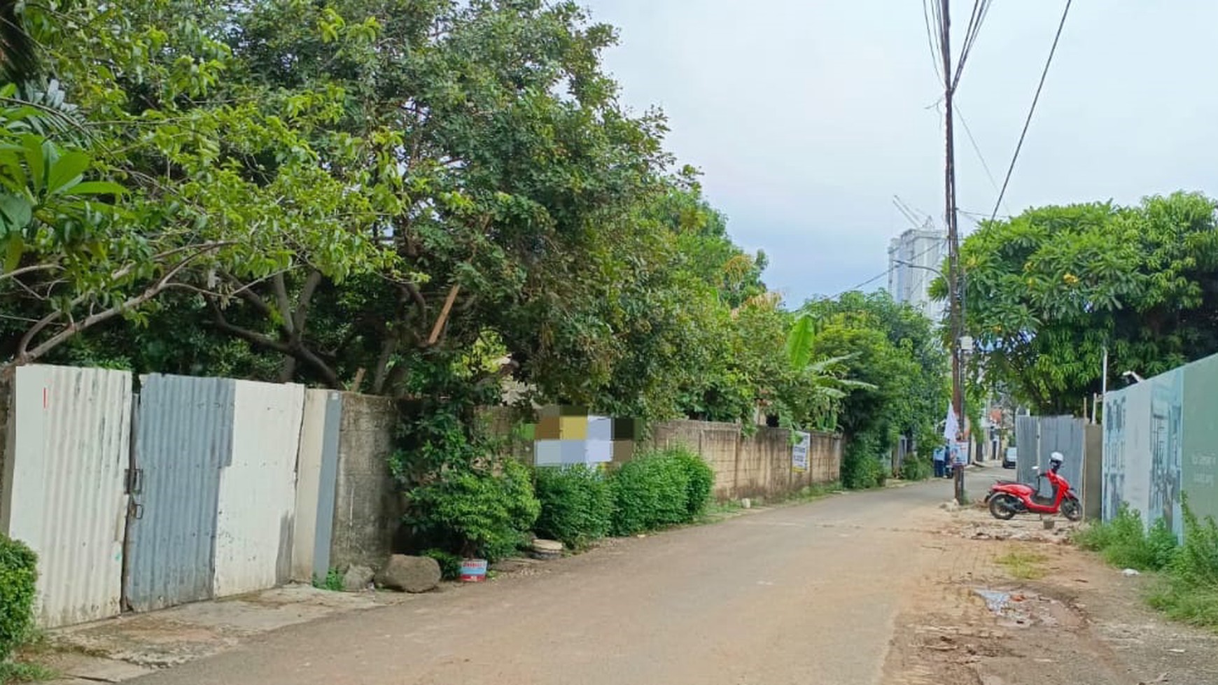 Rumah Hitung Tanah Area Cipete