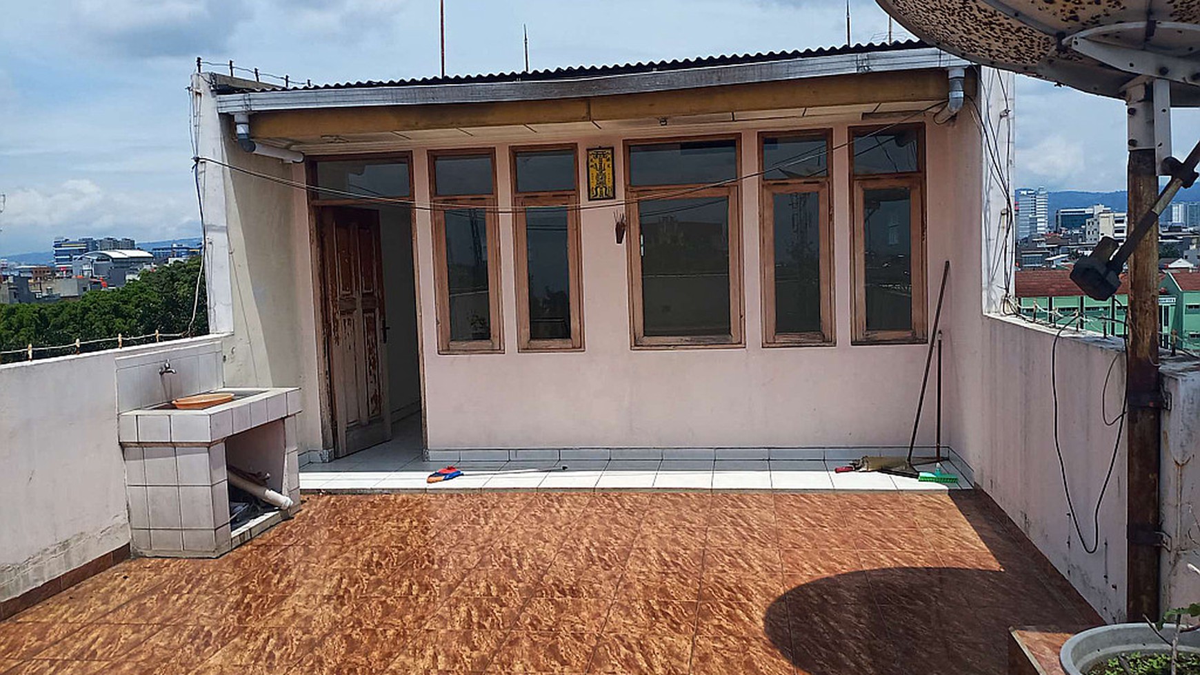 Ruko 4 Lantai + Rooftop di Pasir Koja, Sayap Otista, dekat Pasar Baru Bandung