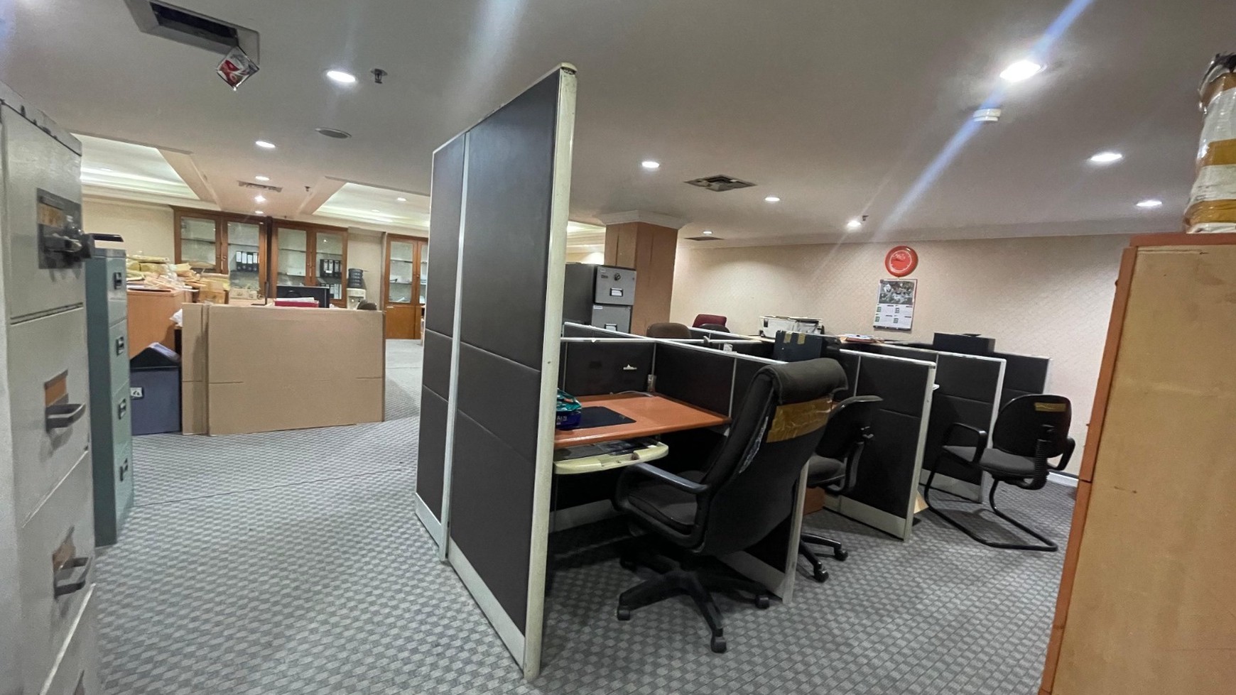 Dijual Office Space Harga Dibawah Pasaran Kondisi Siap Pakai Di Menara Imperium, Kuningan, Jakarta Selatan