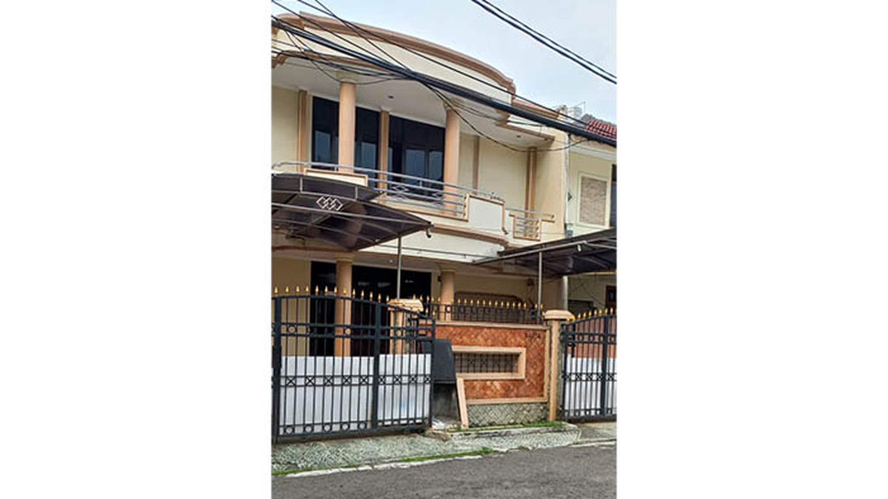 Rumah Gading Kirana Barat, Kelapa Gading Luas 9x17m2