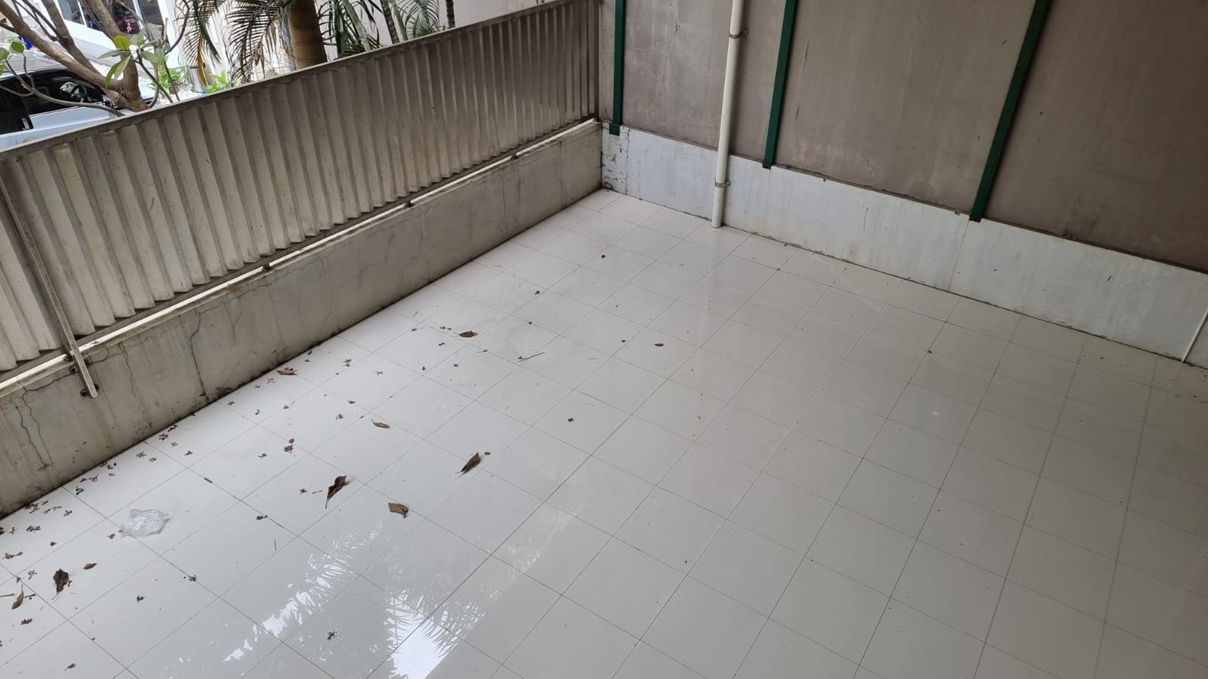 Di Jual cepat rumah 3 lantai  dikawasan elite Sunter  Jakarta Utara ,lokasi strategis, dan bebas banjir