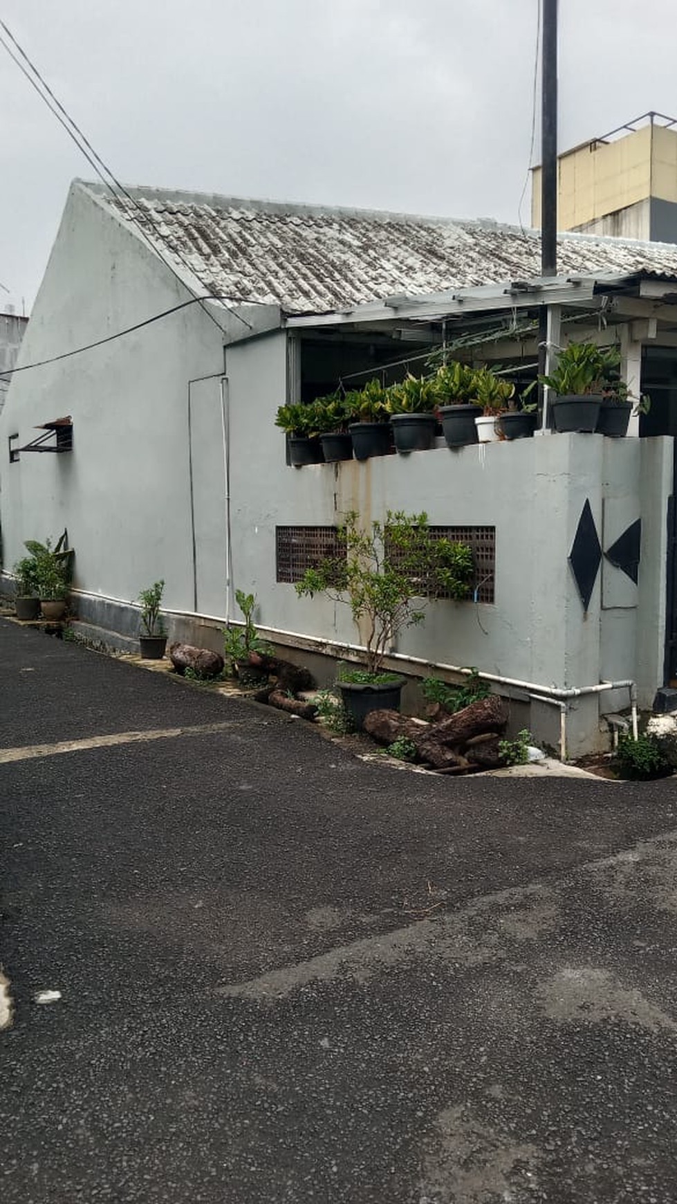 Rumah 1 Lantai (Hook) di Bendungan Hilir Jakarta Pusat