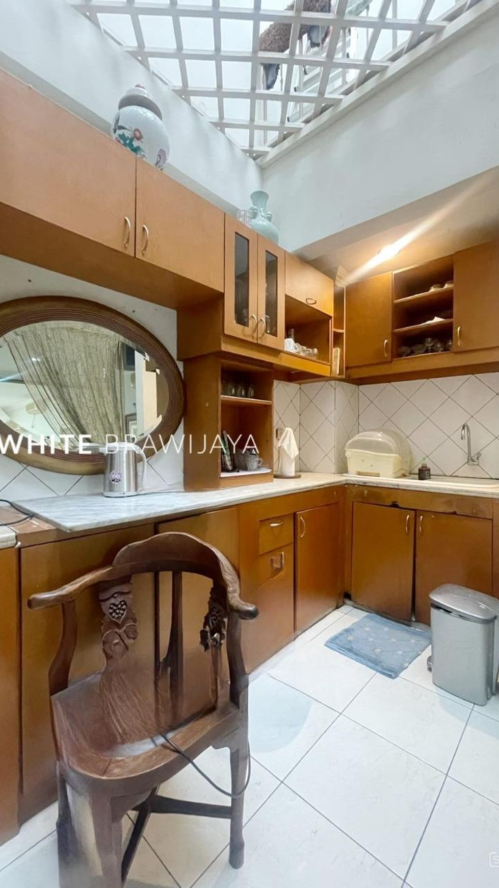 Rumah Hitung Tanah Area Cipete