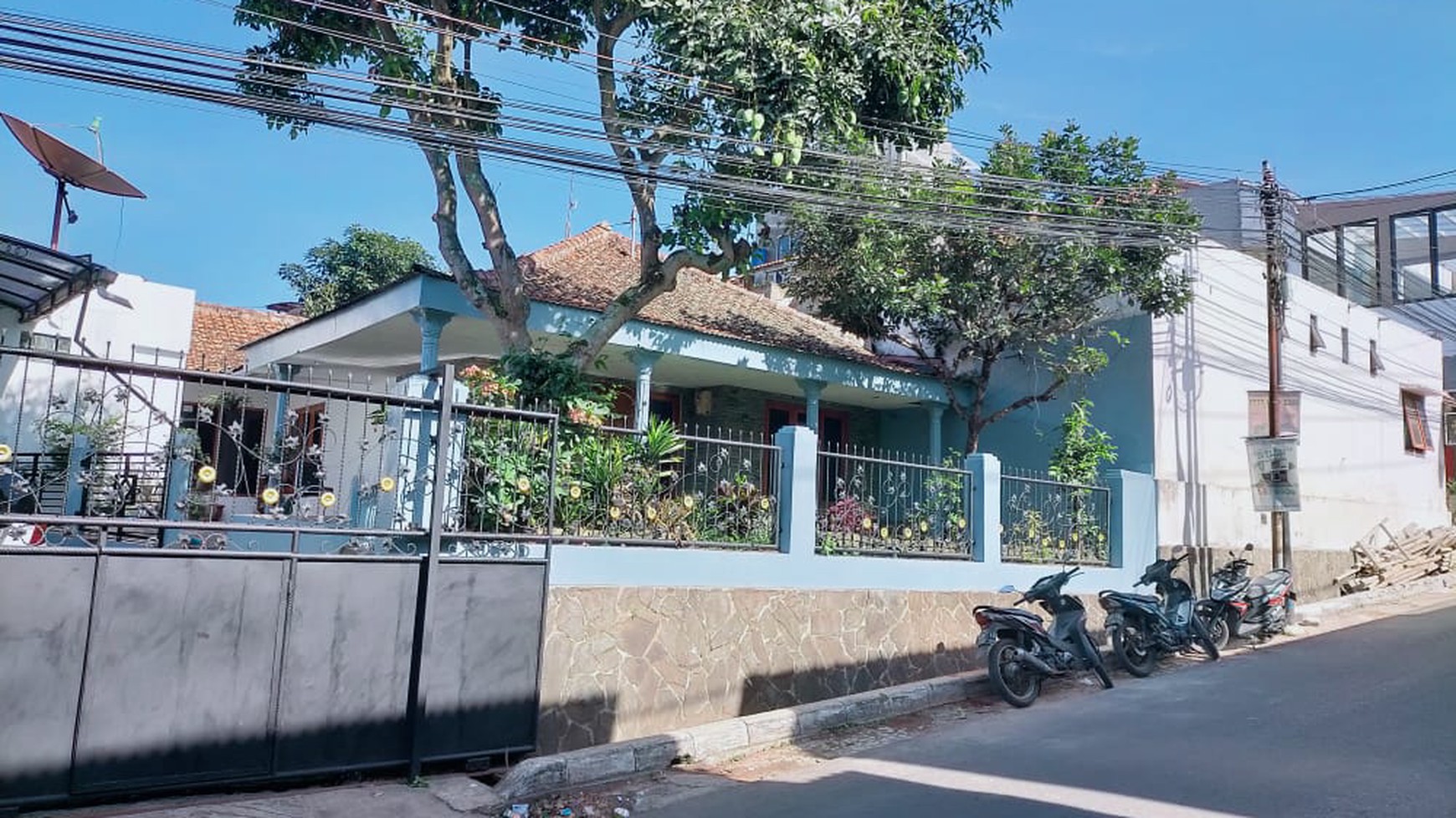 Rumah Hitung Tanah Area Cipete