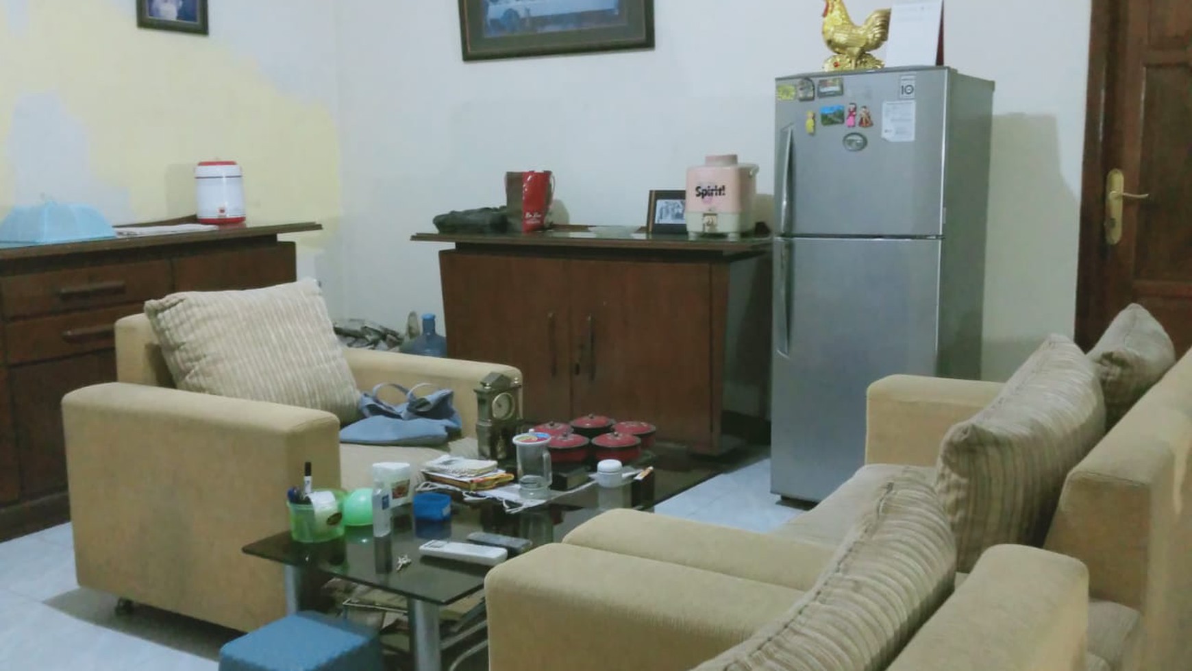 Dijual Rumah Darmo Permai Utara Surabaya Barat SPESIAL 7 Kamar Tidur - Pintu Kusen Full Kayu Jati 