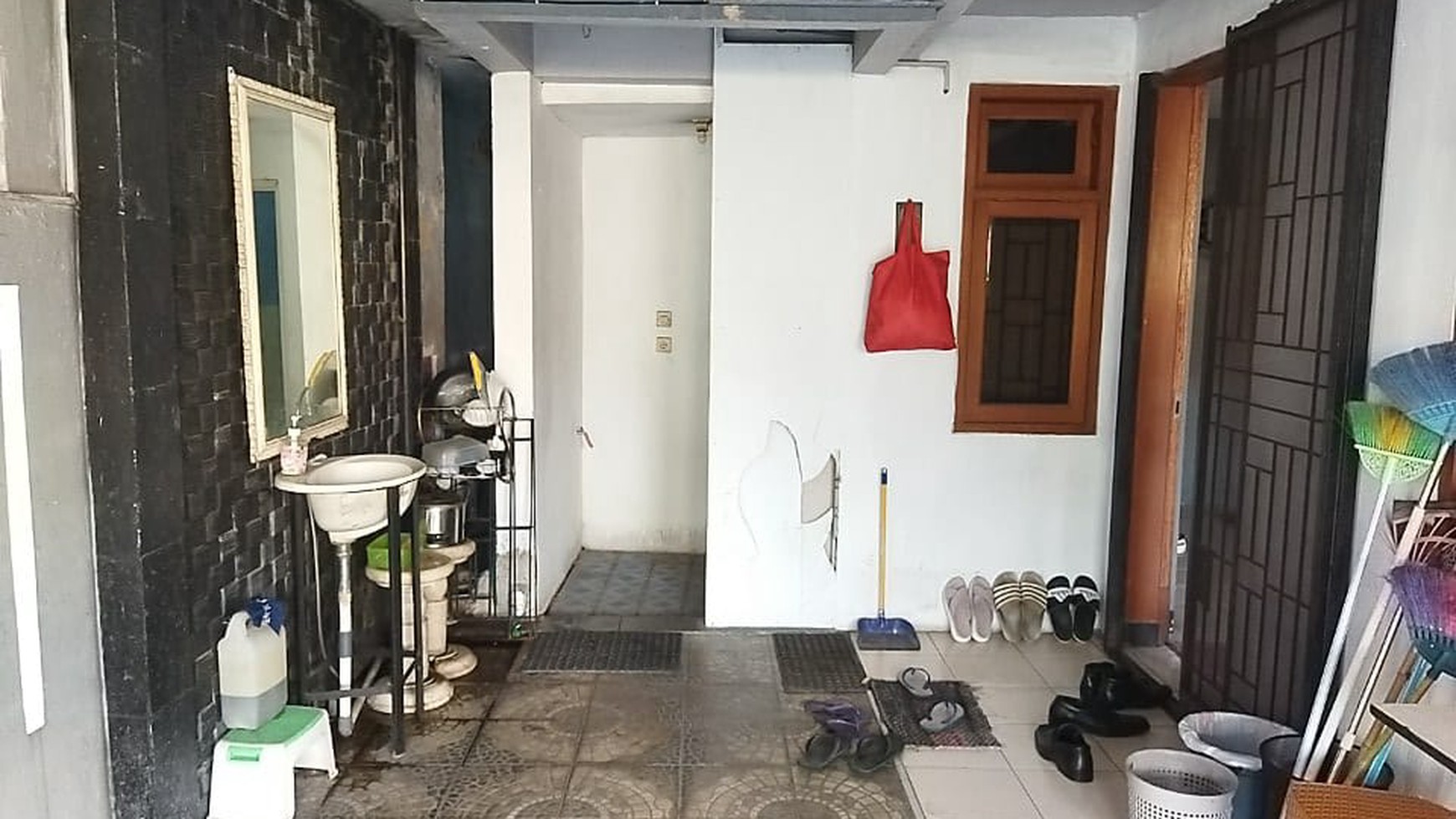 Rumah Asri Nyaman di Cikaso Bandung