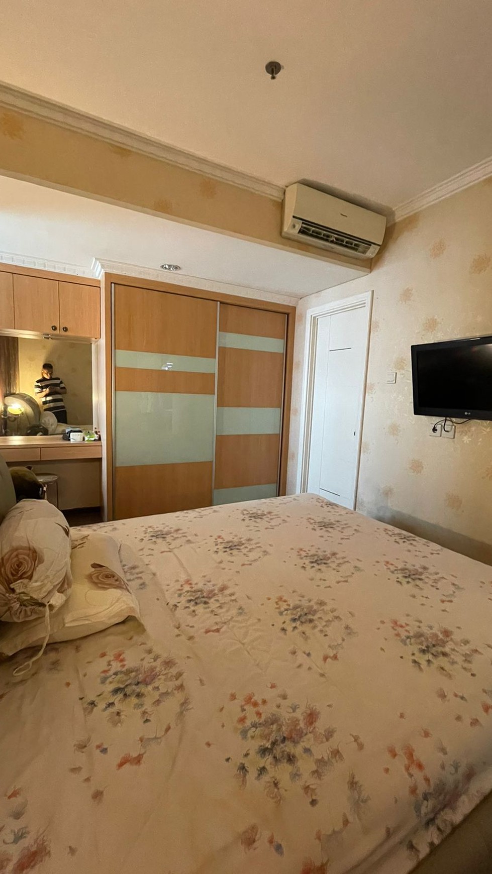 11. Dijual / Disewa Apartemen Trilium Surabaya