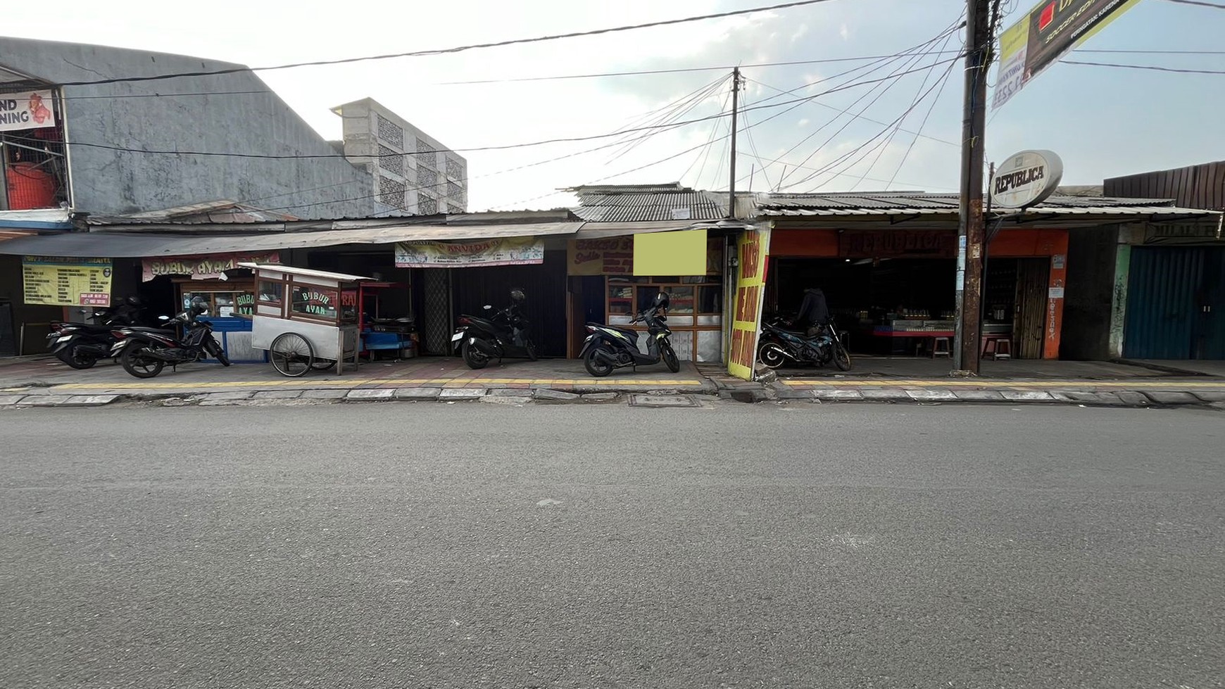 Dijual Ruang Usaha Pinggir Jalan Raya @Pondok Aren