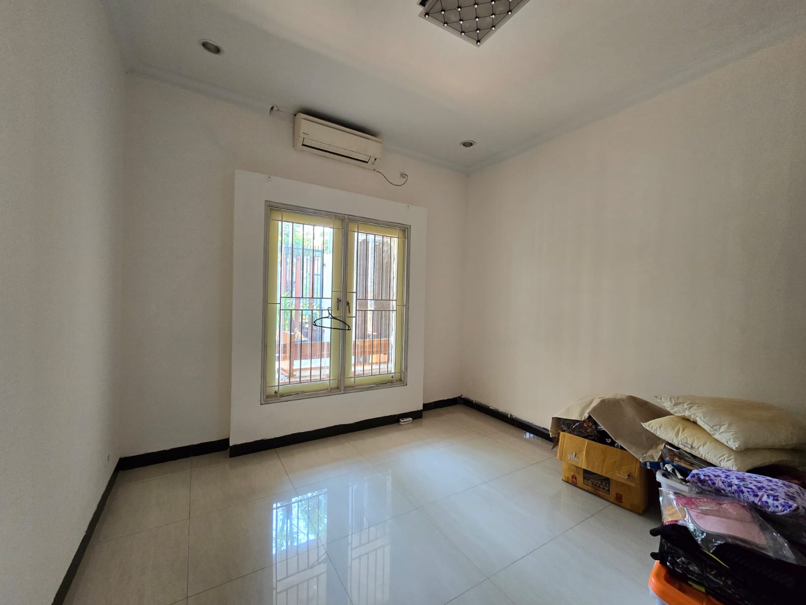 Dijual rumah cantik di Citra Garden SDJ