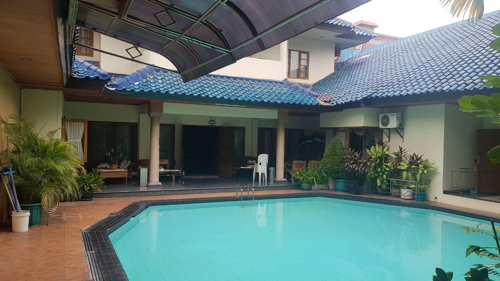 Rumah Hitung Tanah Area Cipete