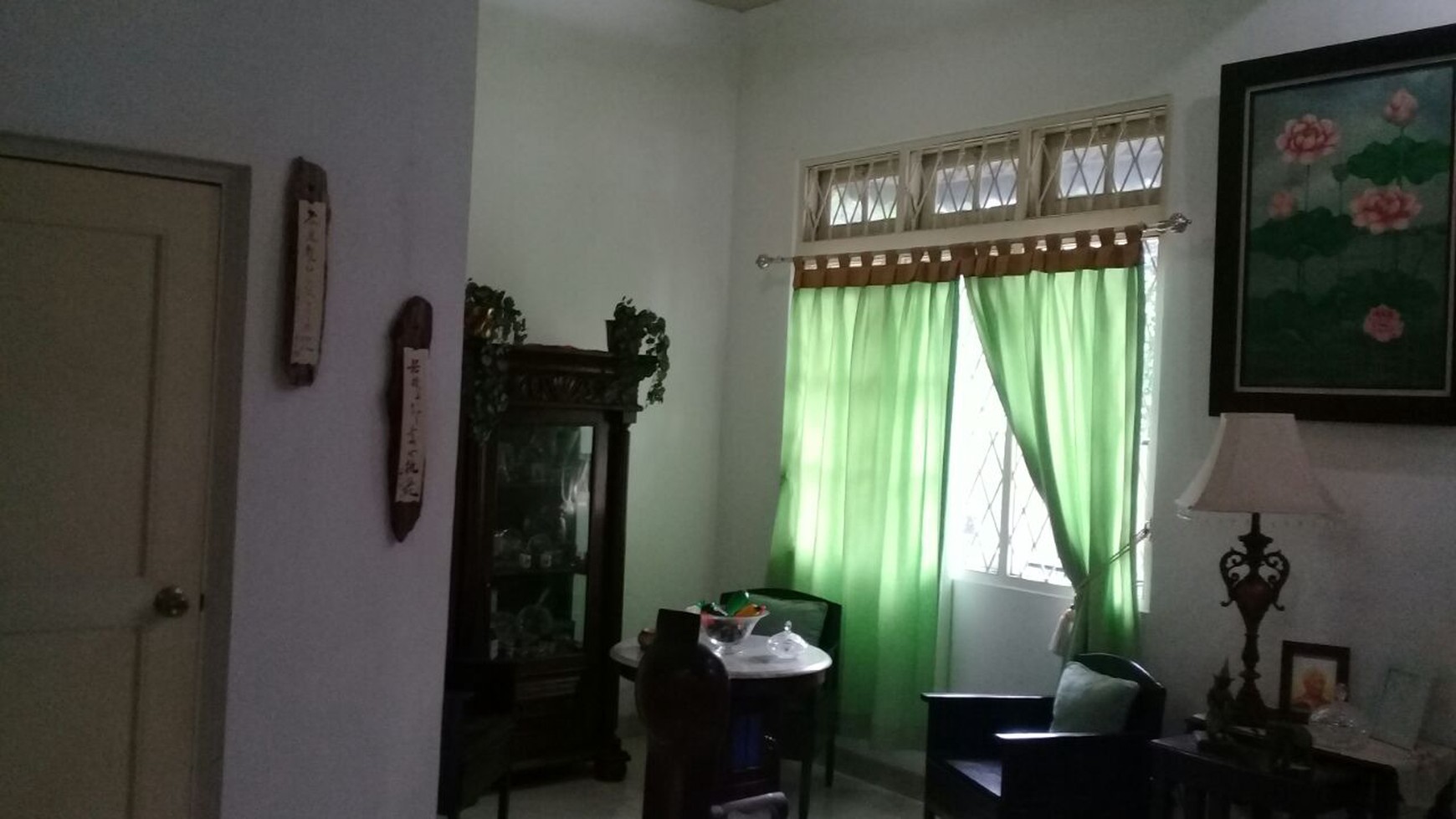 Rumah Siap Huni, Halaman Luas dan Hunian Nyaman @Bintaro Sektor 2.