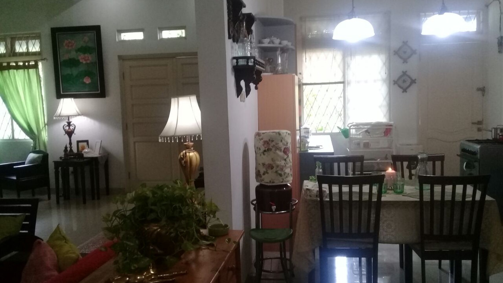 Rumah Siap Huni, Halaman Luas dan Hunian Nyaman @Bintaro Sektor 2.