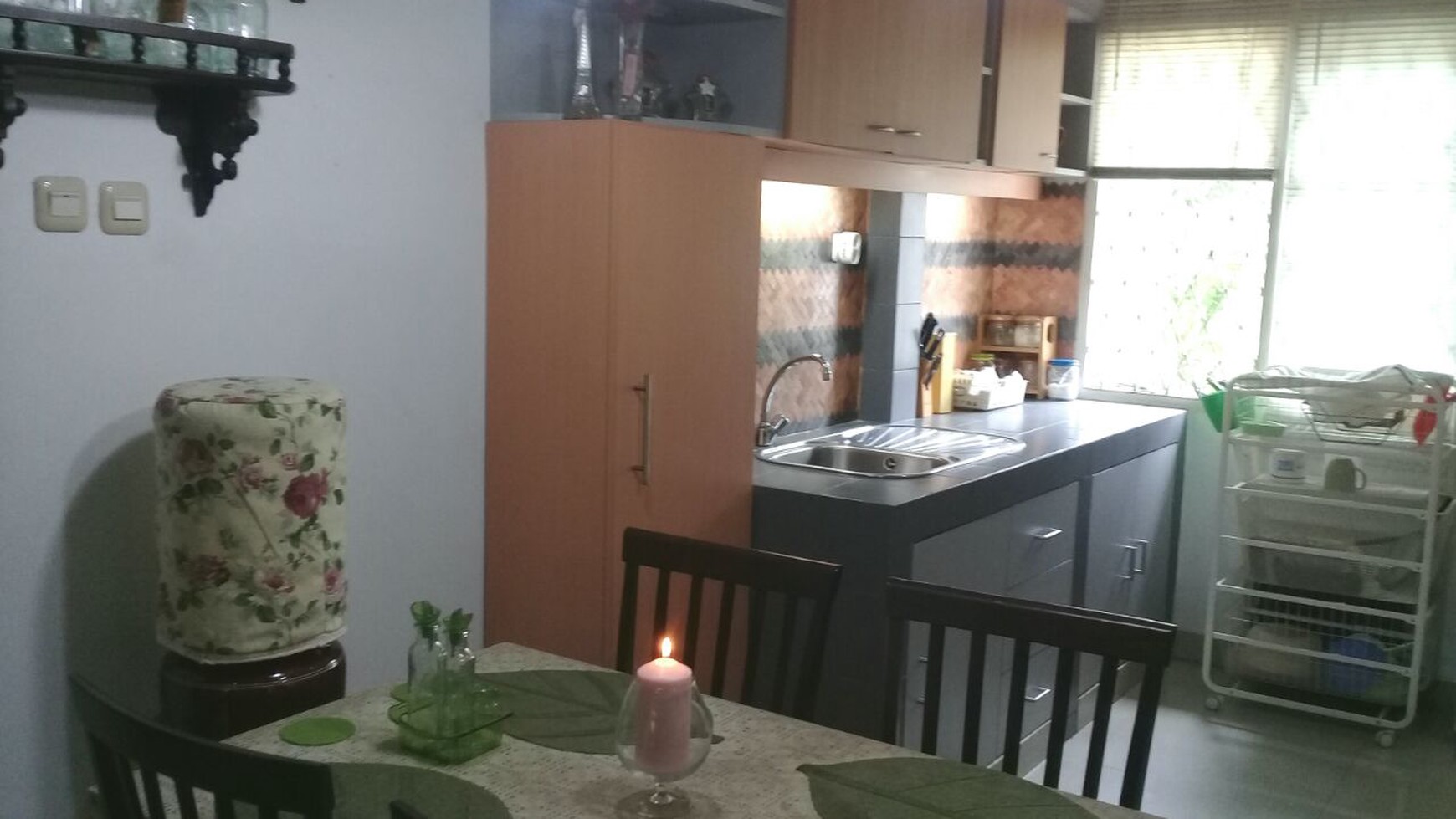 Rumah Siap Huni, Halaman Luas dan Hunian Nyaman @Bintaro Sektor 2.