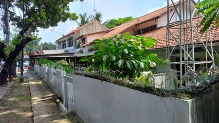 Rumah dijual di Kebayoraan Baru commersial