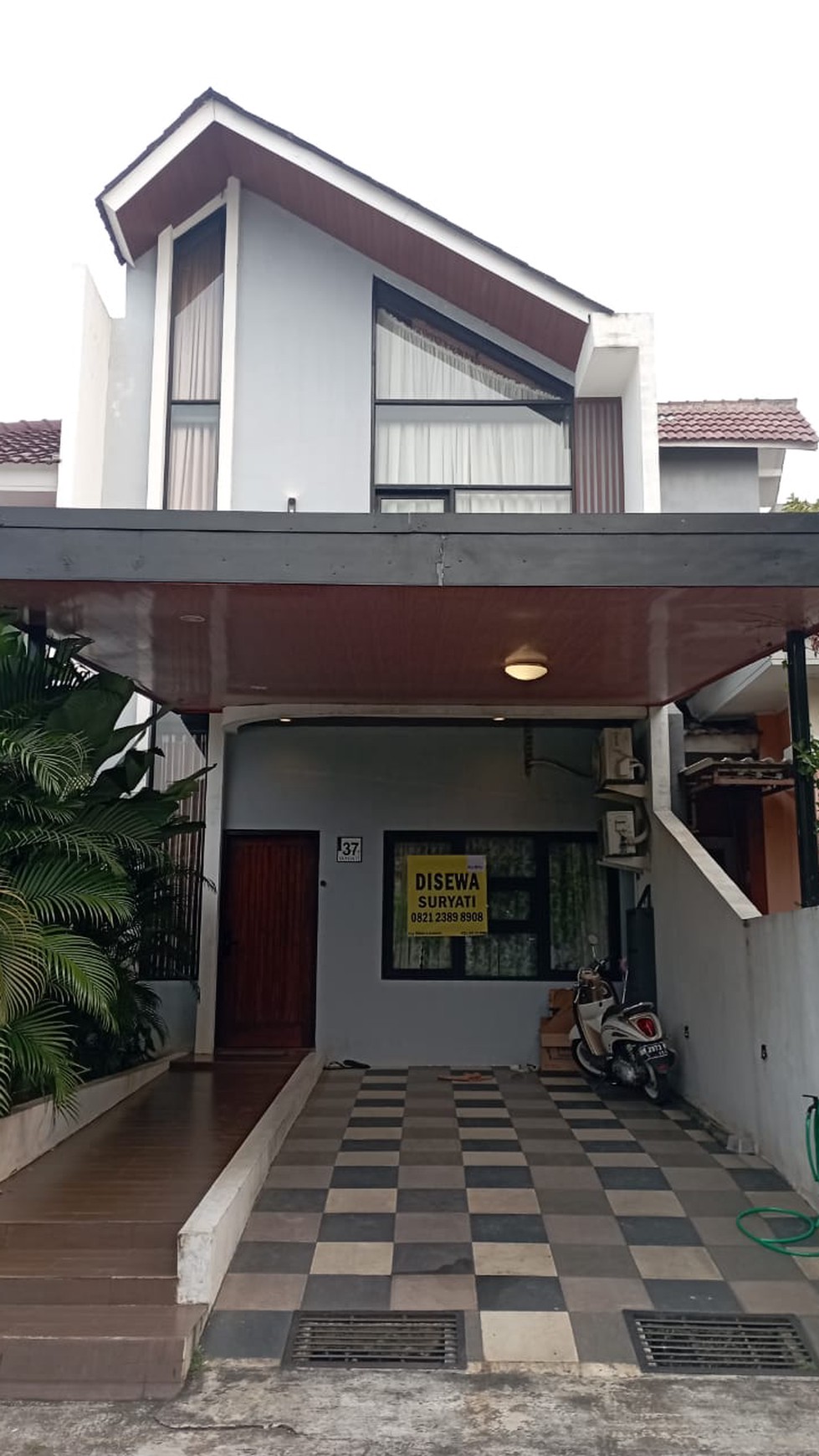 Disewakan rumah di Taman Vanda - Palem Semi - Karawaci Tangerang