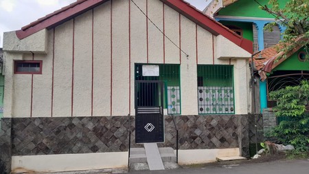 Dijual Rumah di JL. Alamanda Perum Harkit karawaci Tangerang