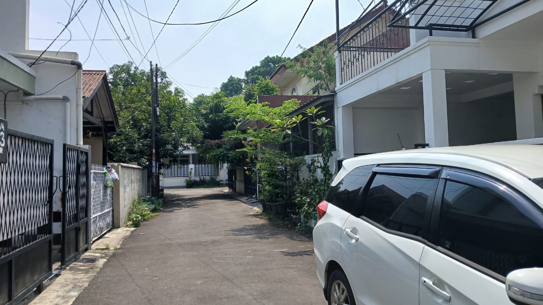 Di Jual Rumah Cantik Baru Renovasi di Pondok Jurang Mangu Indah Bintaro Tangerang Selatan