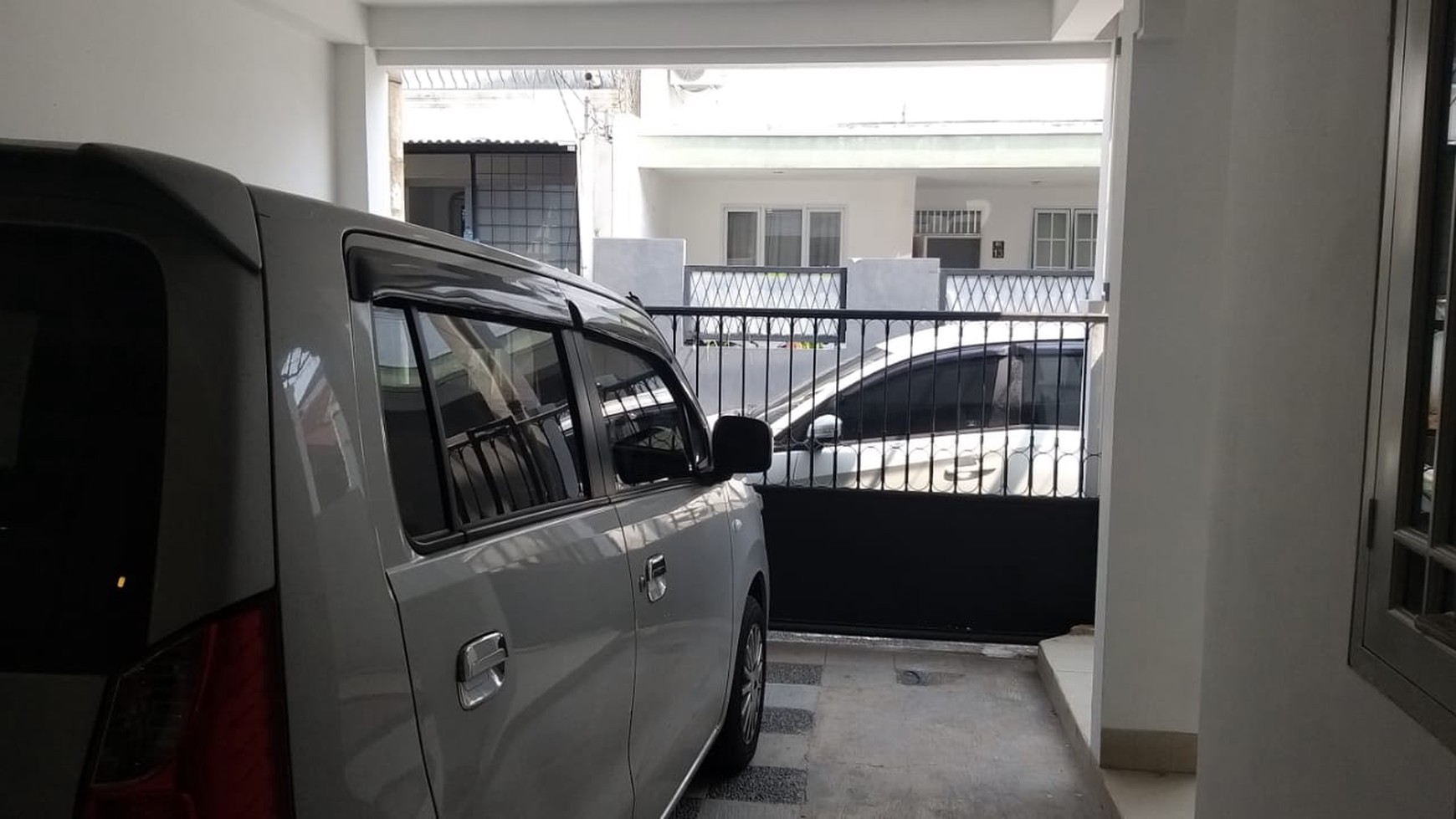 Di Jual Rumah Cantik Baru Renovasi di Pondok Jurang Mangu Indah Bintaro Tangerang Selatan