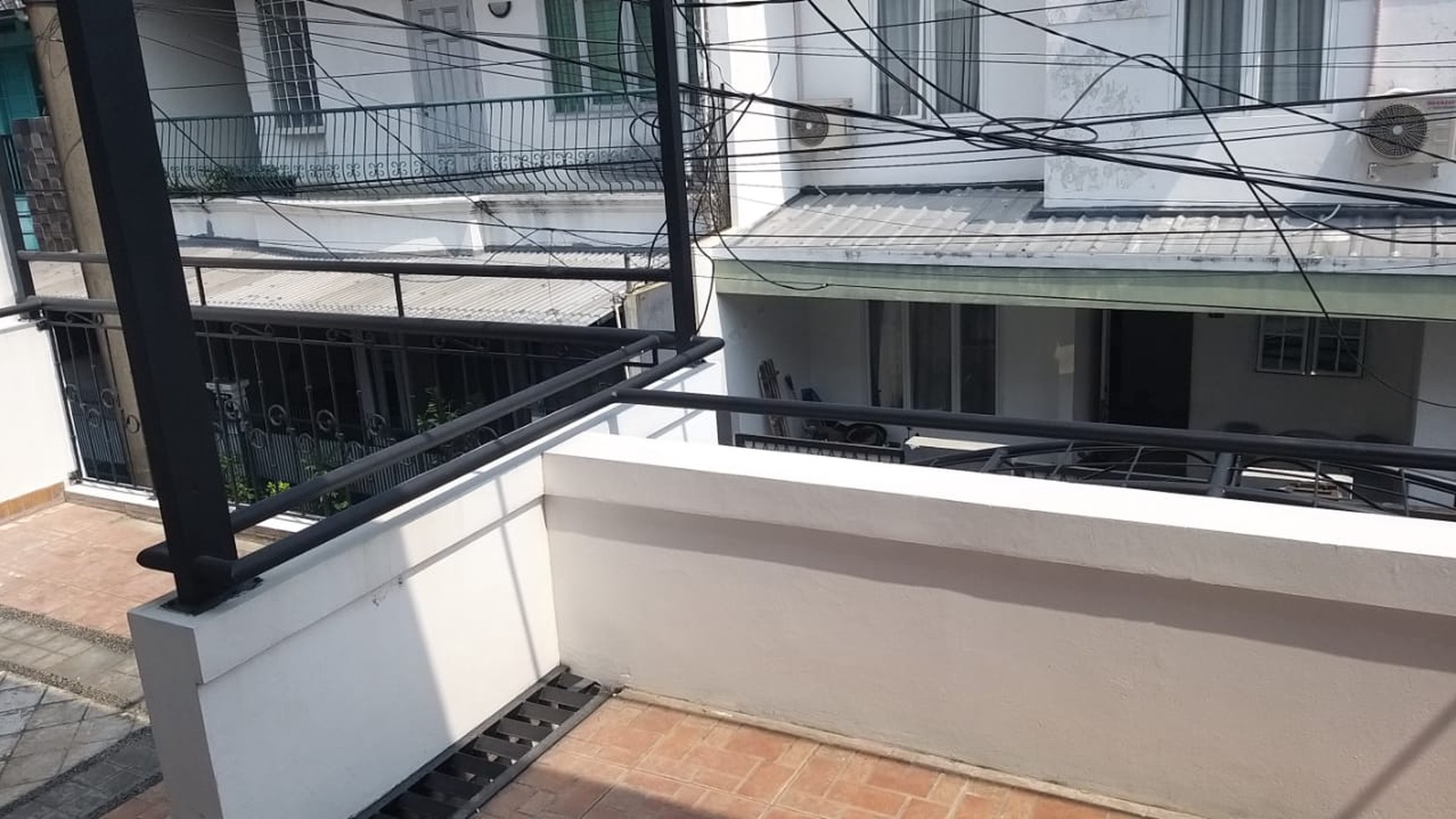 Di Jual Rumah Cantik Baru Renovasi di Pondok Jurang Mangu Indah Bintaro Tangerang Selatan