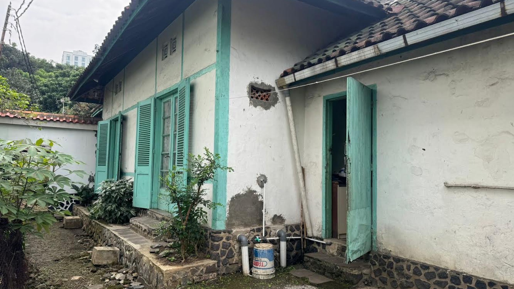 Rumah Original Peninggalan Belanda dekat Gedung Sate Bandung 