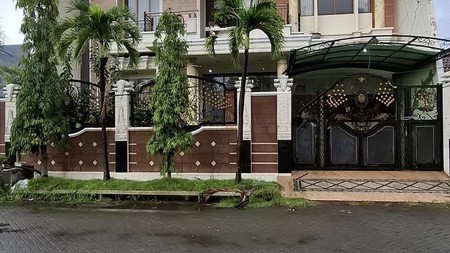 DIJUAL RUMAH CLASSIC MODERN DI SUTOREJO TIMUR