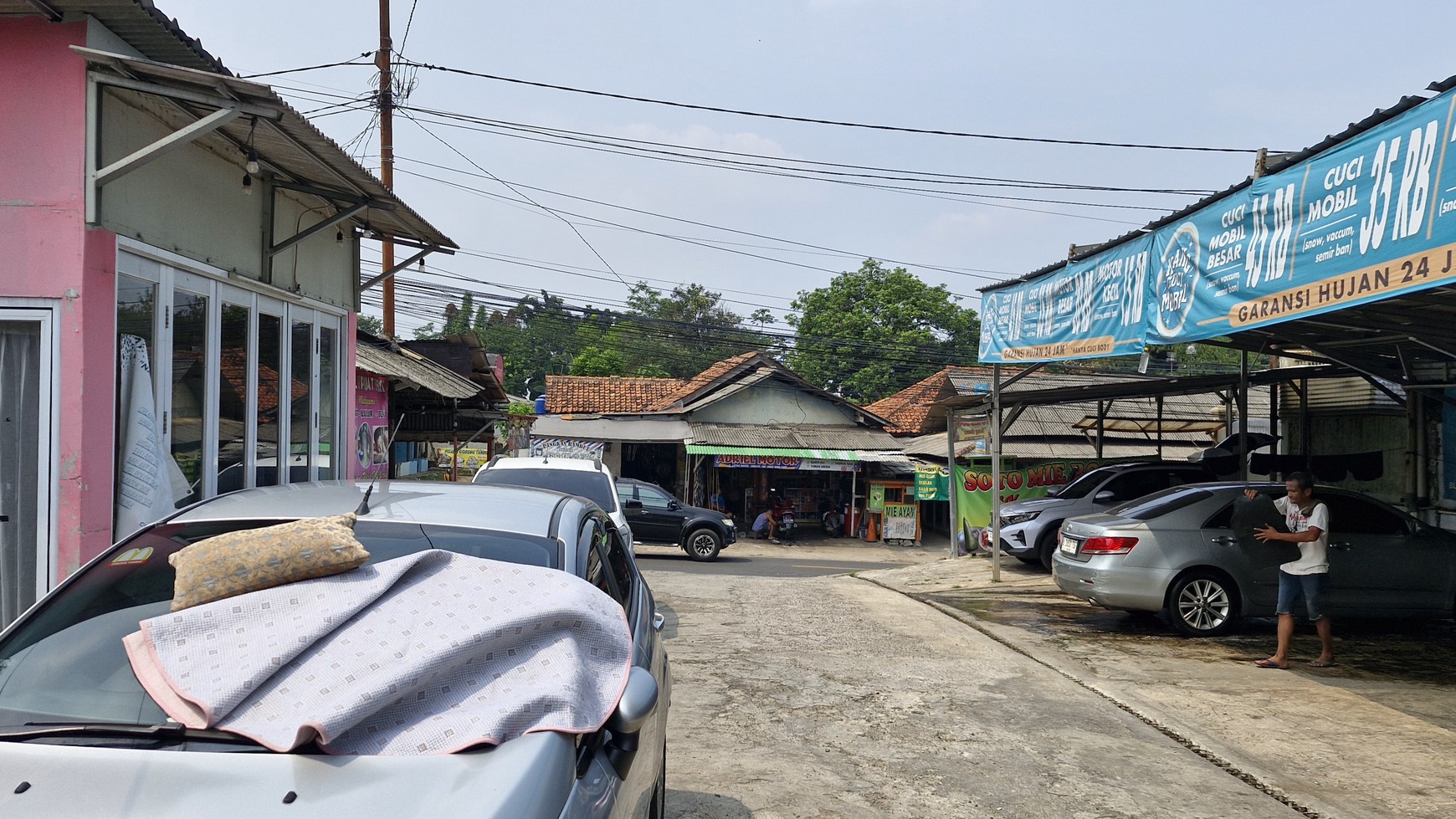 Tempat usaha di Jl. Raya Cikeas Bogor 