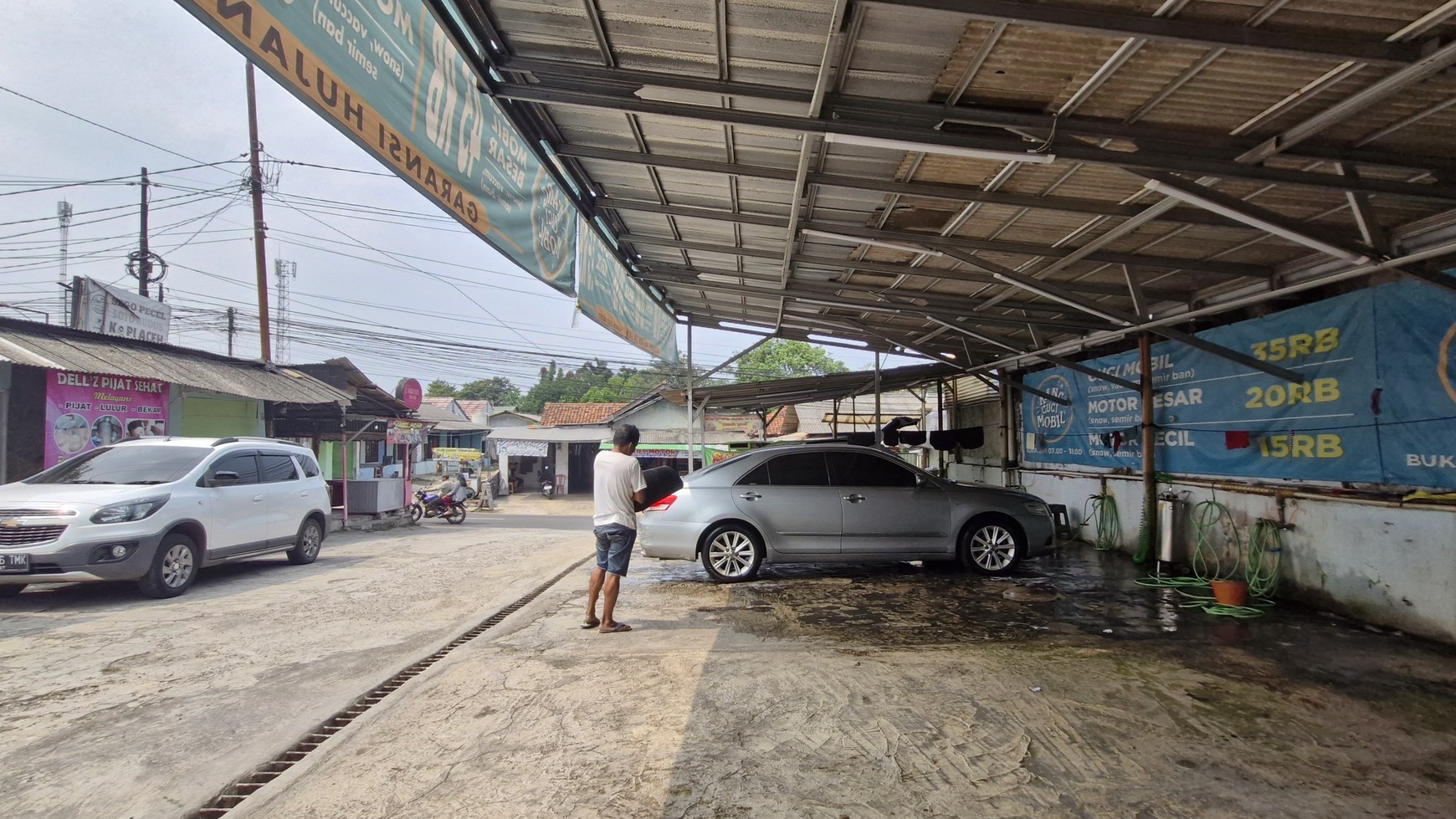 Tempat usaha di Jl. Raya Cikeas Bogor 