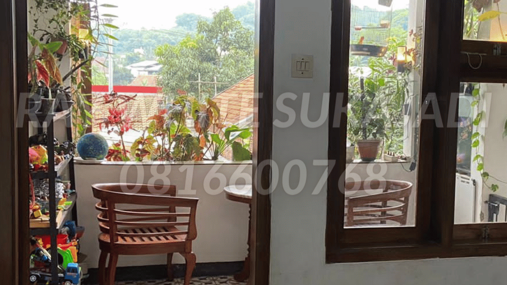 Rumah Hitung Tanah Area Cipete