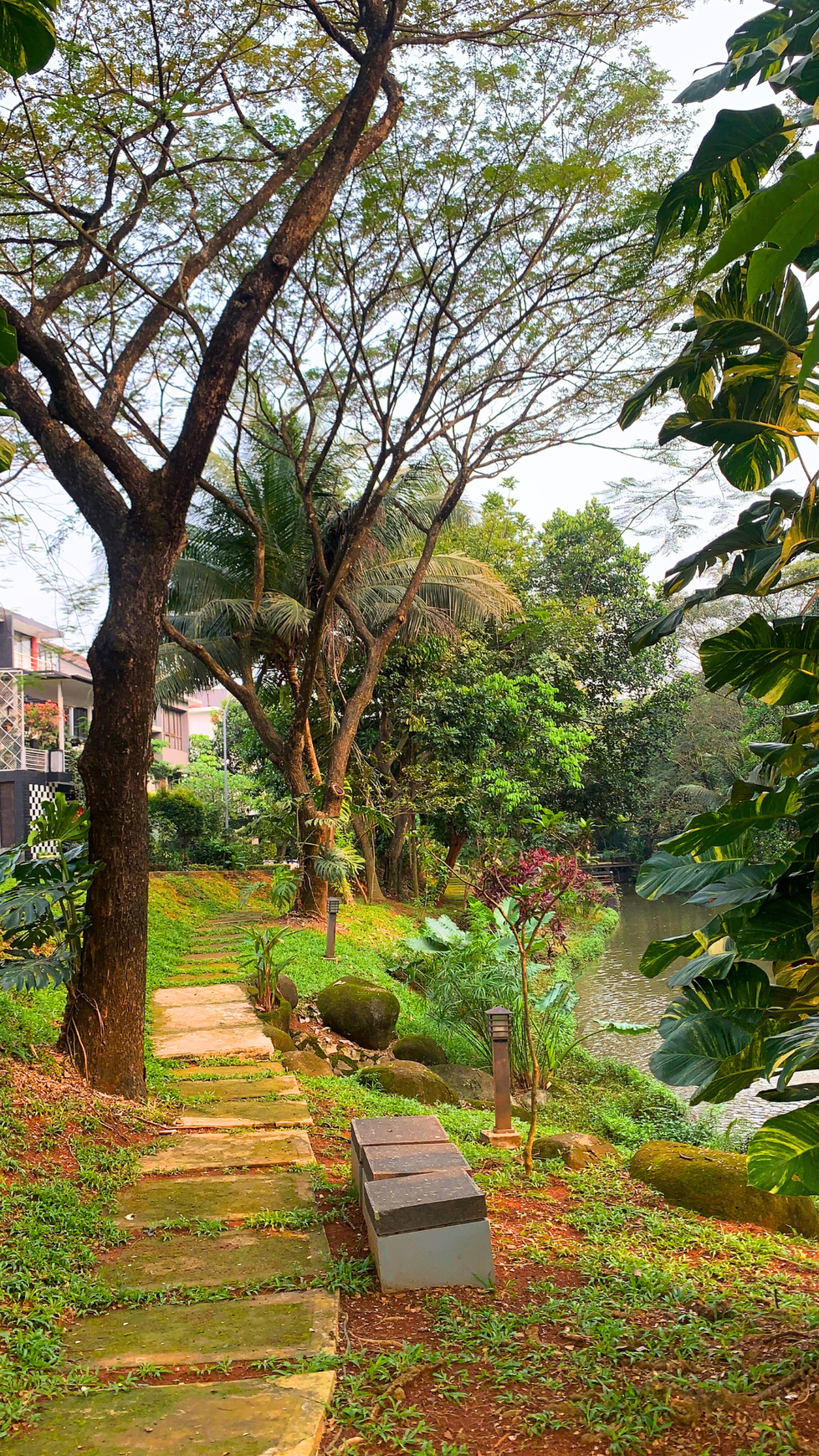 Rumah Hitung Tanah Area Cipete