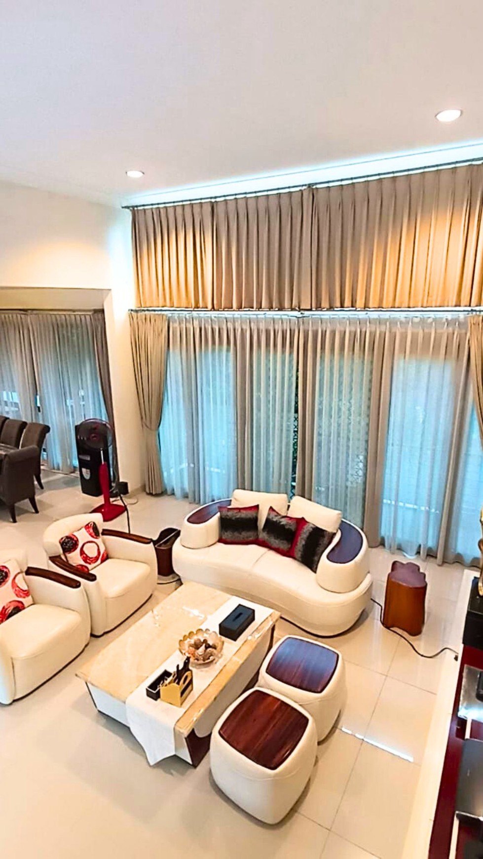 Rumah Hitung Tanah Area Cipete