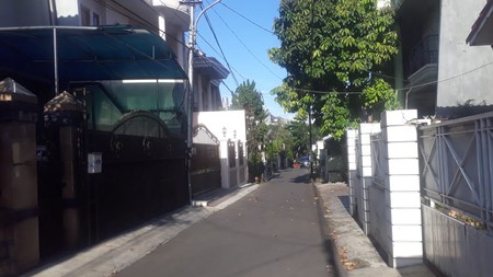 DIJUAL RUMAH JL CIOMAS KEBAYORAN BARU JAKARTA SELATAN